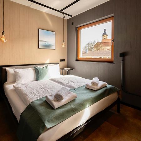 Stadthaus Neckarsulm Serviced Apartments - Stadthaus Heiner Buitenkant foto